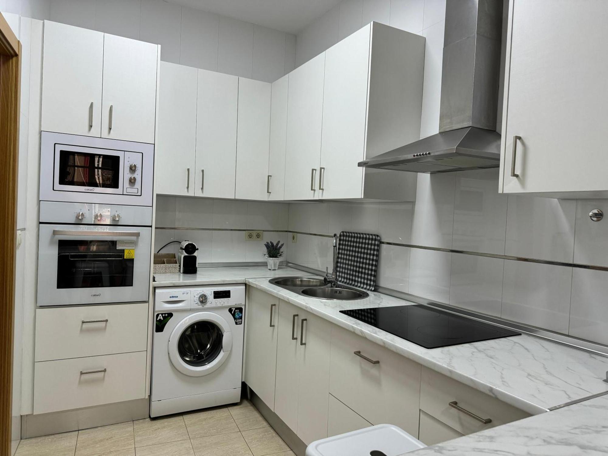 Mr 2 Apartment *